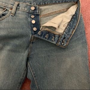 Levi’s 501 Raw Hem Mom Jean